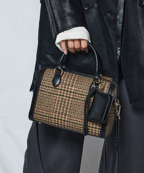 Ungrid(アングリッド)の「【Ungrid/アングリッド】ケースチャーム付 チェックコンビボストンバッグ(ボストンバッグ・レディース・ブラック系その他/ブラック/キャメル/ダークブラウン/ブラウン系その他・FREE)」の3枚目の写真