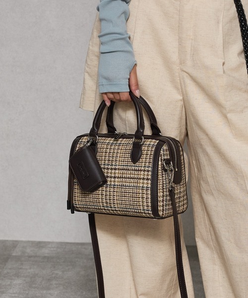 Ungrid(アングリッド)の「【Ungrid/アングリッド】ケースチャーム付 チェックコンビボストンバッグ(ボストンバッグ・レディース・ブラック系その他/ブラック/キャメル/ダークブラウン/ブラウン系その他・FREE)」の5枚目の写真