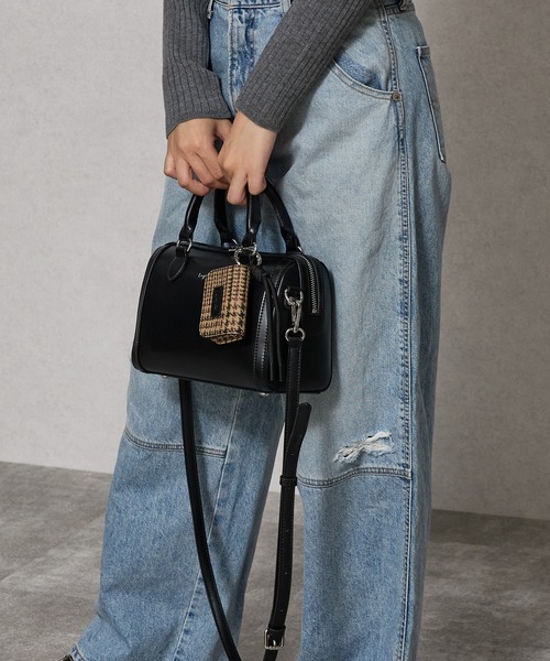 Ungrid(アングリッド)の「【Ungrid/アングリッド】ケースチャーム付 チェックコンビボストンバッグ(ボストンバッグ・レディース・ブラック系その他/ブラック/キャメル/ダークブラウン/ブラウン系その他・FREE)」の6枚目の写真