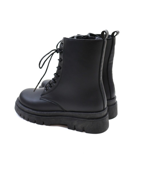 VIVIAN（ヴィヴィアン）の「晴雨兼用 厚底レースアップワークブーツ（ブーツ・レディース・ダークブラウン/ブラック・S/M/L/LL）」の4枚目の写真