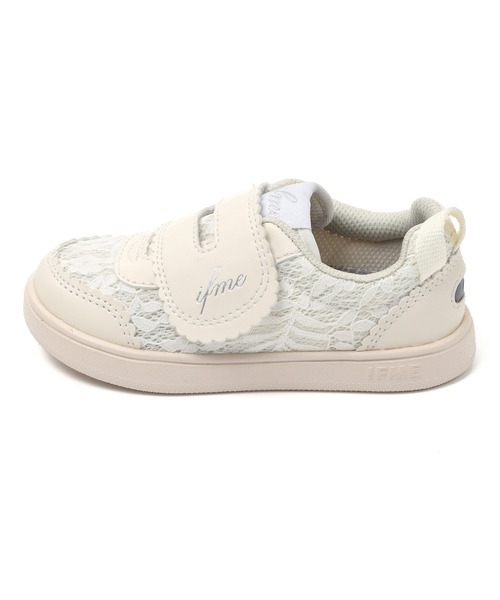 IFME（イフミー）の「KIDS｜ifme CALIN レーススニーカー[リンクコーデ]（スニーカー・キッズ・ホワイト/ピンク/ブラック・15.0cm/15.5cm/16.0cm/16.5cm/17.0cm/17.5cm/18.0cm/18.5cm/19.0cm/19.5cm/20.0cm/20.5cm/21.0cm）」の21枚目の写真