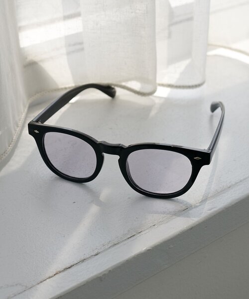 DISCOAT（ディスコート）の「【ユニセックス】ウェリントン調光サングラス（サングラス・レディース・ブラウン/ブラック/クリア・FREE）」の2枚目の写真