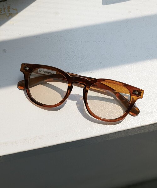 DISCOAT（ディスコート）の「【ユニセックス】ウェリントン調光サングラス（サングラス・レディース・ブラウン/ブラック/クリア・FREE）」の8枚目の写真