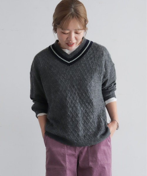 NOMBRE IMPAIR(ノンブルアンペール)の「ウールアルパカケーブル チルデンP/O(ニット/セーター・レディース・レッド/チャコールグレー・FREE)」の2枚目の写真