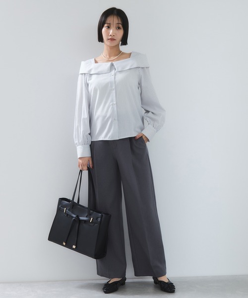 VIS（ビス）の「オフショルライクロングスリーブブラウス/イージーケア（シャツ/ブラウス・レディース・ネイビー/ホワイト系その他/ブルー系その他4・FREE）」の12枚目の写真