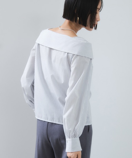 VIS（ビス）の「オフショルライクロングスリーブブラウス/イージーケア（シャツ/ブラウス・レディース・ネイビー/ホワイト系その他/ブルー系その他4・FREE）」の15枚目の写真