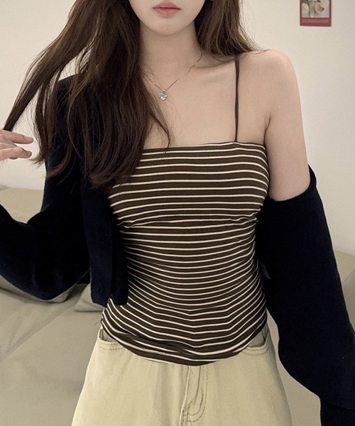 Lace Ladies(レースレディース)の「ベアトップ風 クロップド カップ付き キャミソール トップス(キャミソール・レディース・ブラック/ブラウン/ホワイト/ベージュ・FREE)」の4枚目の写真