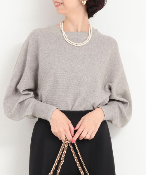 MICO COULIER(ミコクリエ)の「ウォッシャブルバナナスリーブ クルーネックプルオーバー(ニット/セーター・レディース・ブルー/グレー/キナリ/レッド・38)」の18枚目の写真