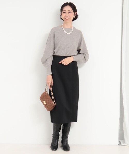 MICO COULIER(ミコクリエ)の「ウォッシャブルバナナスリーブ クルーネックプルオーバー(ニット/セーター・レディース・ブルー/グレー/キナリ/レッド・38)」の19枚目の写真