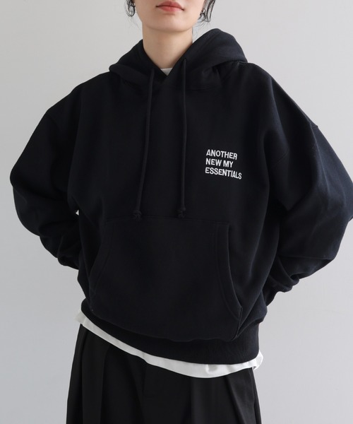 ANME(アンメ)の「裏起毛ロゴ刺繍ANMEスウェットパーカー(パーカー・レディース・ブラウン/オフホワイト/ブラック/オートミール・M/XL/L)」の3枚目の写真