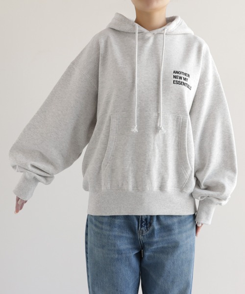 ANME(アンメ)の「裏起毛ロゴ刺繍ANMEスウェットパーカー(パーカー・レディース・ブラウン/オフホワイト/ブラック/オートミール・M/XL/L)」の5枚目の写真