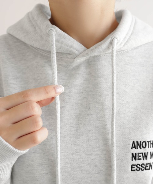 ANME(アンメ)の「裏起毛ロゴ刺繍ANMEスウェットパーカー(パーカー・レディース・ブラウン/オフホワイト/ブラック/オートミール・M/XL/L)」の12枚目の写真