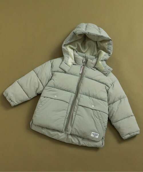 BREEZE（ブリーズ）の「【洗える/2WAY】ふわ軽インサレーションジャケット（ダウンジャケット/コート・キッズ・その他11/ピンク/ブルー/オリーブ/ブラック/レッド/レインボー/ベージュ・150/140/130/120/110/100/90/80）」の4枚目の写真