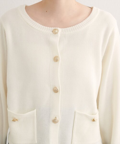 natural couture(ナチュラルクチュール)の「【WEB限定】ボタンポケットカーディガン(カーディガン/ボレロ・レディース・ベージュ/ボルドー/オフホワイト/ブラック/サックスブルー・FREE)」の8枚目の写真