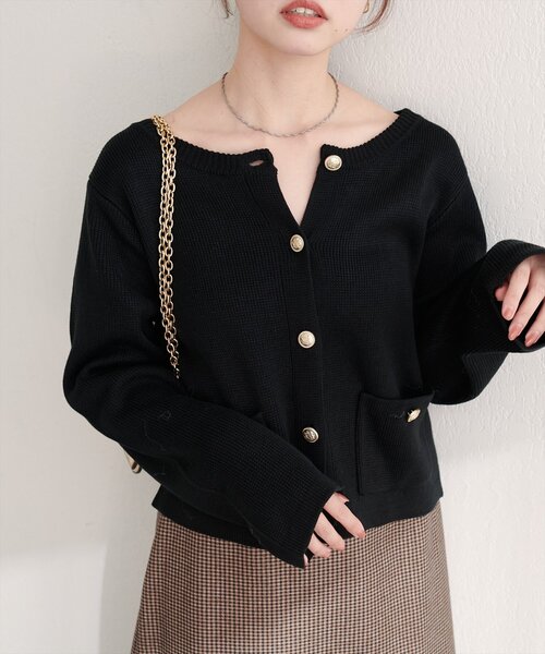 natural couture(ナチュラルクチュール)の「【WEB限定】ボタンポケットカーディガン(カーディガン/ボレロ・レディース・ベージュ/ボルドー/オフホワイト/ブラック/サックスブルー・FREE)」の12枚目の写真
