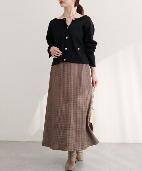 natural couture(ナチュラルクチュール)の「【WEB限定】ボタンポケットカーディガン(カーディガン/ボレロ・レディース・ベージュ/ボルドー/オフホワイト/ブラック/サックスブルー・FREE)」の15枚目の写真