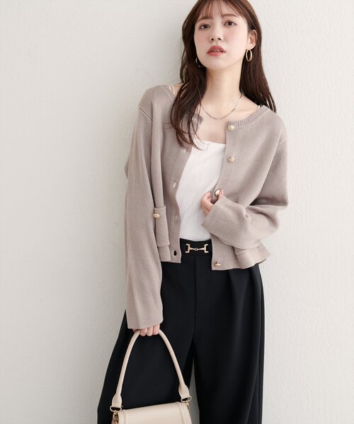 natural couture(ナチュラルクチュール)の「【WEB限定】ボタンポケットカーディガン(カーディガン/ボレロ・レディース・ベージュ/ボルドー/オフホワイト/ブラック/サックスブルー・FREE)」の22枚目の写真
