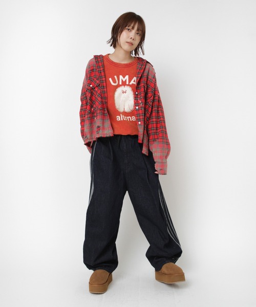 RNA（アールエヌエー）の「M2538 ちび裏毛プルオーバー（スウェット・レディース・レッド/ブラック/ブルー・MEDIUM）」の15枚目の写真