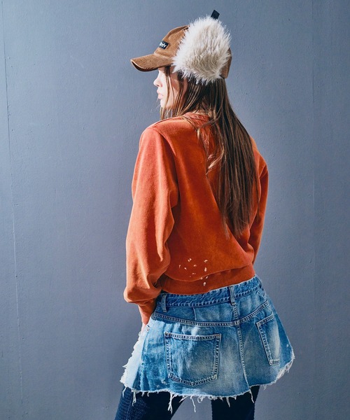 RNA（アールエヌエー）の「M2538 ちび裏毛プルオーバー（スウェット・レディース・レッド/ブラック/ブルー・MEDIUM）」の21枚目の写真