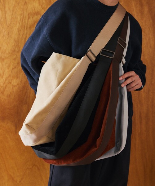 SUBLIME(サブライム)の「SUBLIME × FREAK'S STORE/サブライム × フリークスストア 別注 ECO SUEDE SHOLDER BAG エコスエード ショルダーバッグ(ショルダーバッグ・メンズ・ブラウン/ベージュ/アッシュグレー/ブラック・ONE SIZE)」の7枚目の写真
