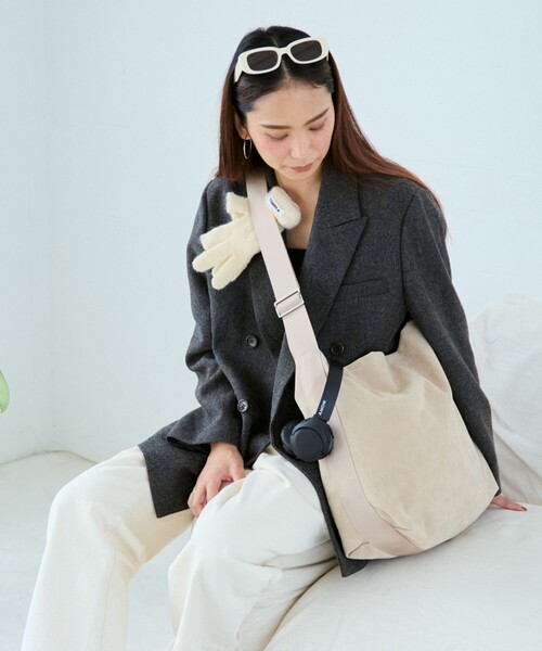 SUBLIME(サブライム)の「SUBLIME × FREAK'S STORE/サブライム × フリークスストア 別注 ECO SUEDE SHOLDER BAG エコスエード ショルダーバッグ(ショルダーバッグ・メンズ・ブラウン/ベージュ/アッシュグレー/ブラック・ONE SIZE)」の12枚目の写真