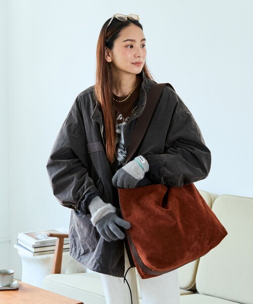 SUBLIME（サブライム）の「SUBLIME × FREAK'S STORE/サブライム × フリークスストア 別注 ECO SUEDE SHOLDER BAG エコスエード ショルダーバッグ（ショルダーバッグ・メンズ・ブラウン/ベージュ/アッシュグレー/ブラック・ONE SIZE）」の22枚目の写真