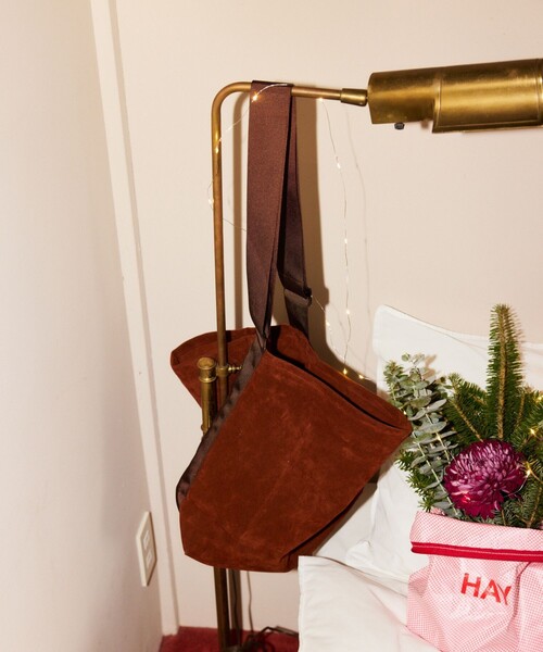 SUBLIME（サブライム）の「SUBLIME × FREAK'S STORE/サブライム × フリークスストア 別注 ECO SUEDE SHOLDER BAG エコスエード ショルダーバッグ（ショルダーバッグ・メンズ・ブラウン/ベージュ/アッシュグレー/ブラック・ONE SIZE）」の9枚目の写真