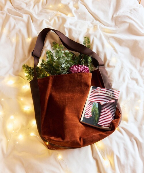 SUBLIME（サブライム）の「SUBLIME × FREAK'S STORE/サブライム × フリークスストア 別注 ECO SUEDE SHOLDER BAG エコスエード ショルダーバッグ（ショルダーバッグ・メンズ・ブラウン/ベージュ/アッシュグレー/ブラック・ONE SIZE）」の10枚目の写真