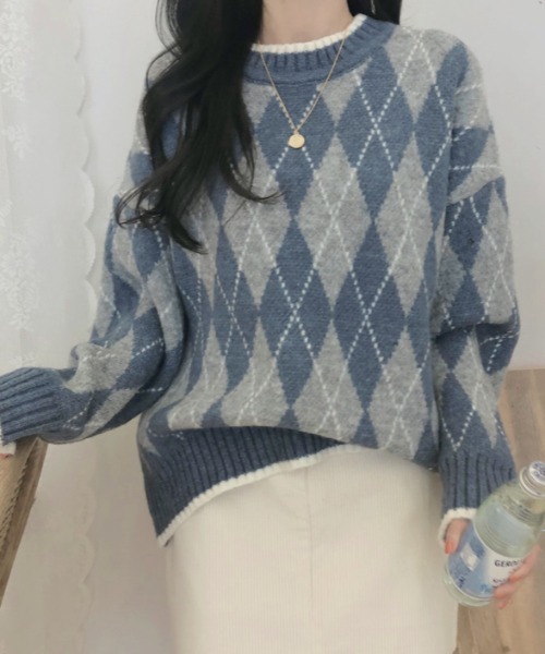 GEMEDA(ジェメダ)の「アーガイル柄ニットプルオーバー(ニット/セーター・レディース・ライトブルー/ライトベージュ・M)」の6枚目の写真