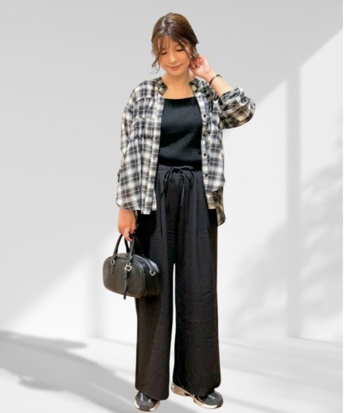 Right-on（ライトオン）の「【HONEYSUCKLE ROSE】シアーチェックブラウス（シャツ/ブラウス・レディース・ブラック/ブラウン/グリーン・S/M/L）」の4枚目の写真