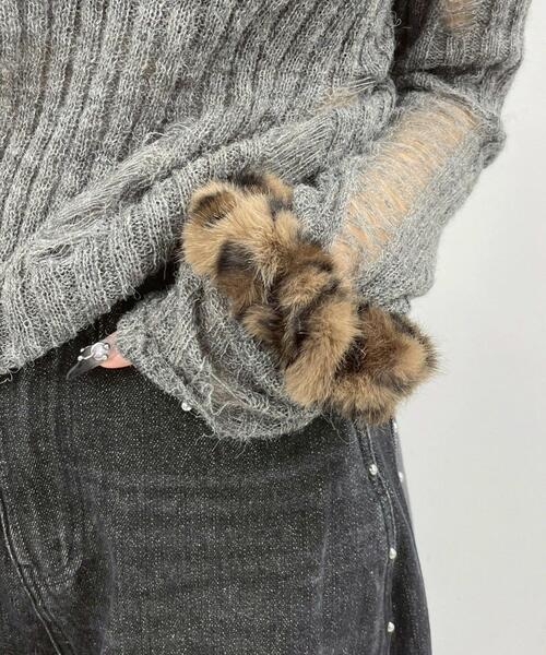 WEGO（ウィゴー）の「WEGO/ボリュームファーシュシュ（シュシュ・レディース・その他3/ブラック/その他2/その他1・FREE）」の3枚目の写真