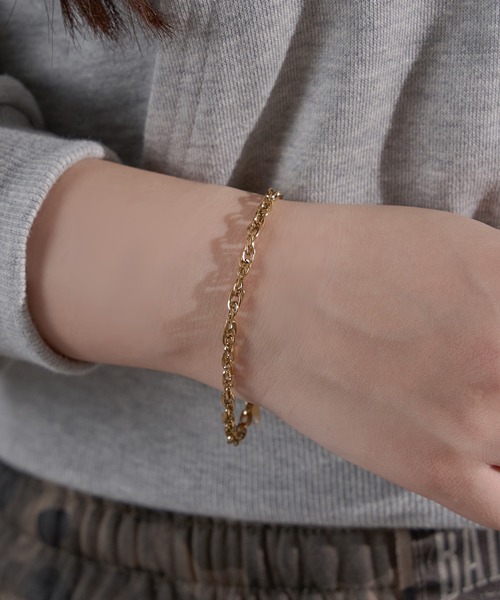 apres jour mignon（アプレジュールミニョン）の「【apresjour mignon×ARIAZ】ロンバスチェーンブレスレット（ブレスレット・レディース・ゴールド/シルバー・ONESIZE）」の2枚目の写真