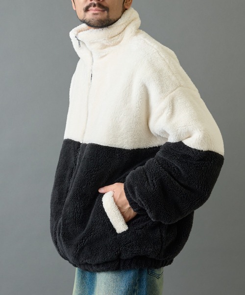 COLONY 2139(コロニートゥーワンスリーナイン)の「シャギーフリースBIGスタンドブルゾン(ブルゾン・メンズ・ブラック/ベージュ/ホワイト・MEDIUM/LARGE)」の22枚目の写真