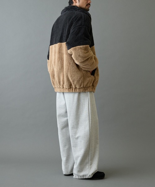 COLONY 2139(コロニートゥーワンスリーナイン)の「シャギーフリースBIGスタンドブルゾン(ブルゾン・メンズ・ブラック/ベージュ/ホワイト・MEDIUM/LARGE)」の11枚目の写真