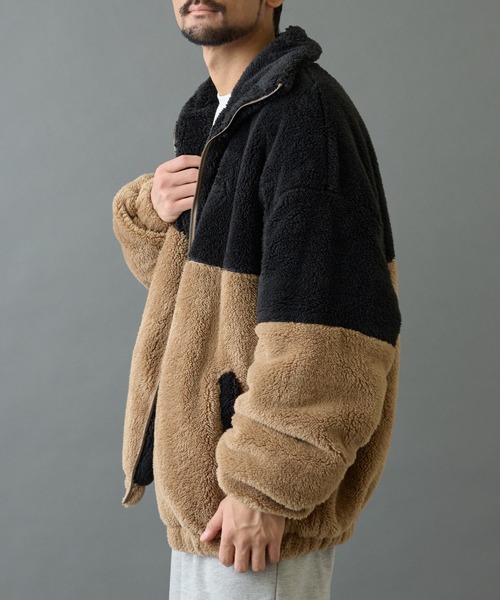 COLONY 2139(コロニートゥーワンスリーナイン)の「シャギーフリースBIGスタンドブルゾン(ブルゾン・メンズ・ブラック/ベージュ/ホワイト・MEDIUM/LARGE)」の6枚目の写真