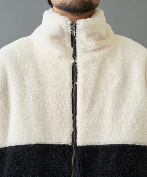 COLONY 2139(コロニートゥーワンスリーナイン)の「シャギーフリースBIGスタンドブルゾン(ブルゾン・メンズ・ブラック/ベージュ/ホワイト・MEDIUM/LARGE)」の16枚目の写真