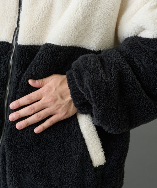 COLONY 2139(コロニートゥーワンスリーナイン)の「シャギーフリースBIGスタンドブルゾン(ブルゾン・メンズ・ブラック/ベージュ/ホワイト・MEDIUM/LARGE)」の17枚目の写真