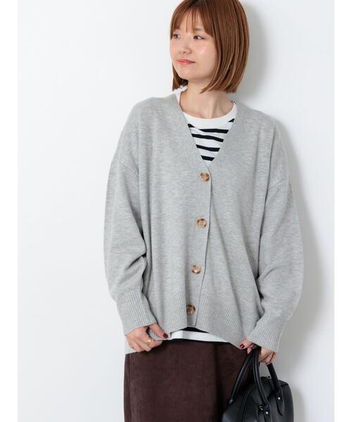 Lugnoncure（ルノンキュール）の「もちもちVネックリラックスカーディガン（カーディガン/ボレロ・レディース・ブルー/グレー/レッド/ネイビー/パープル・F）」の2枚目の写真