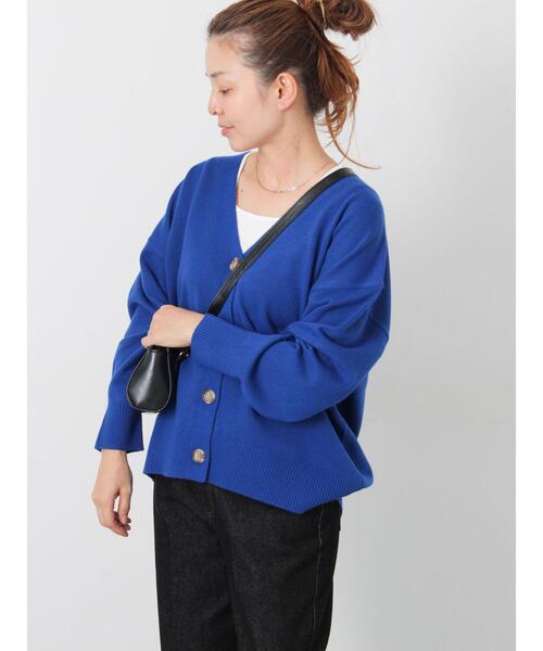 Lugnoncure（ルノンキュール）の「もちもちVネックリラックスカーディガン（カーディガン/ボレロ・レディース・ブルー/グレー/レッド/ネイビー/パープル・F）」の4枚目の写真
