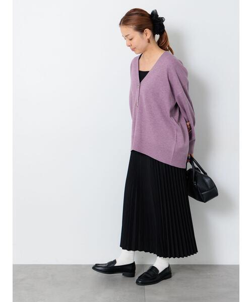 Lugnoncure（ルノンキュール）の「もちもちVネックリラックスカーディガン（カーディガン/ボレロ・レディース・ブルー/グレー/レッド/ネイビー/パープル・F）」の15枚目の写真