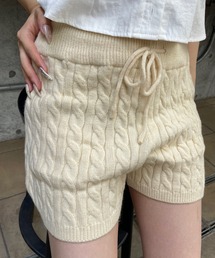 ROGER AND RAW（ロジャーアンドロウ）の「ケーブル編みニットショートパンツ（その他パンツ）」