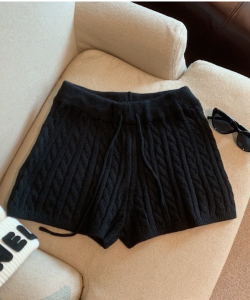 ROGER AND RAW（ロジャーアンドロウ）の「ケーブル編みニットショートパンツ（その他パンツ・レディース・グレー/ブラウン/ブラック・FREE）」の5枚目の写真