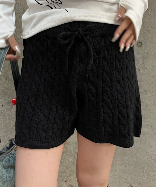 ROGER AND RAW（ロジャーアンドロウ）の「ケーブル編みニットショートパンツ（その他パンツ・レディース・グレー/ブラウン/ブラック・FREE）」の7枚目の写真