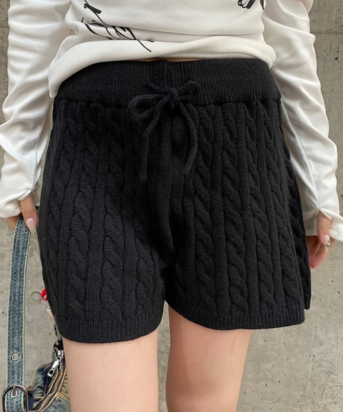 ROGER AND RAW（ロジャーアンドロウ）の「ケーブル編みニットショートパンツ（その他パンツ・レディース・グレー/ブラウン/ブラック・FREE）」の8枚目の写真