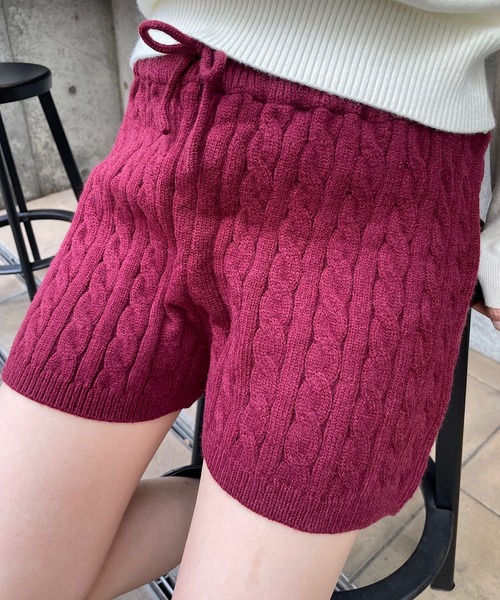 ROGER AND RAW(ロジャーアンドロウ)の「ケーブル編みニットショートパンツ(その他パンツ・レディース・グレー/ブラウン/ブラック・FREE)」の17枚目の写真