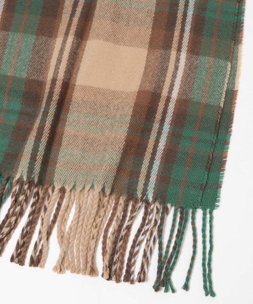 LAKOLE(ラコレ)の「アソートチェックマフラー / 574773(マフラー・レディース・ブラック/パープル/オフホワイト/ブルー/レッド/グリーン/ブラウン・FREE)」の15枚目の写真