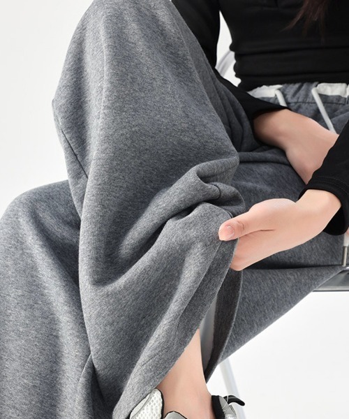 ONEP STAR(ワンピスター)の「ワイドシルエットスウェットパンツ(スウェットパンツ・レディース・ネイビー/グレー/ブラック・MEDIUM/SMALL/LARGE/X-LARGE)」の9枚目の写真
