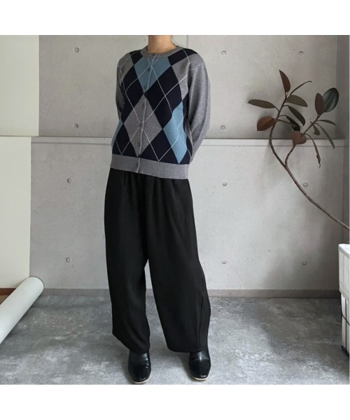 amini（アミニ）の「【2025 AW】アーガイル柄　クルーネックニットカーディガン（カーディガン/ボレロ・レディース・ブラック/チャコールグレー/ブラウン・MEDIUM）」の19枚目の写真