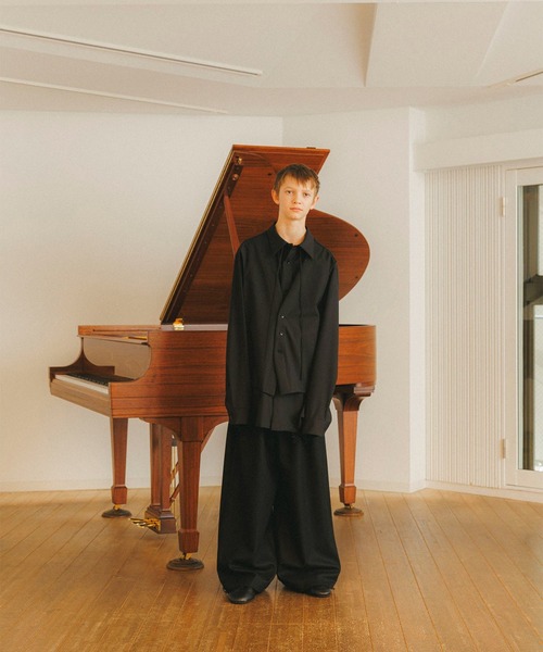 ETHOSENS(エトセンス)の「【ETHOSENS/エトセンス】Flannel squeeze slacks(スラックス・メンズ・ブラック・1/2)」の4枚目の写真