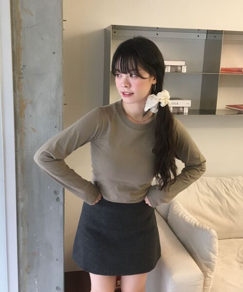 muahmuah（ムーアムーア）の「ステッチロゴベーシック長袖Tシャツ[3カラー]（Tシャツ/カットソー・レディース・カーキ/ブラック/ホワイト・FREE）」の9枚目の写真